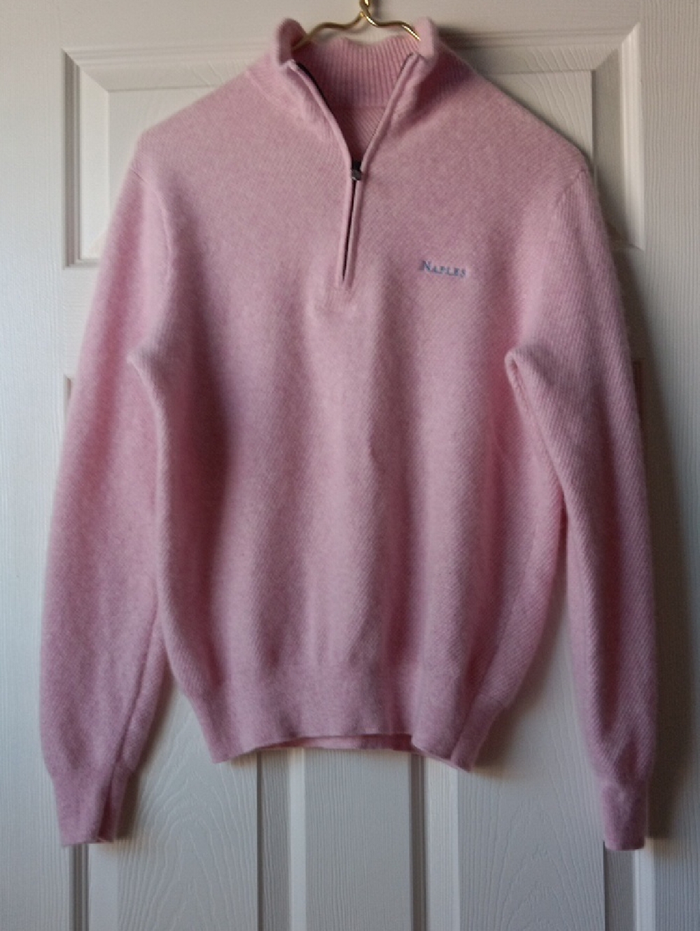 CASHMERE ZIP..NAPLES INSIGNIA..FLAW
